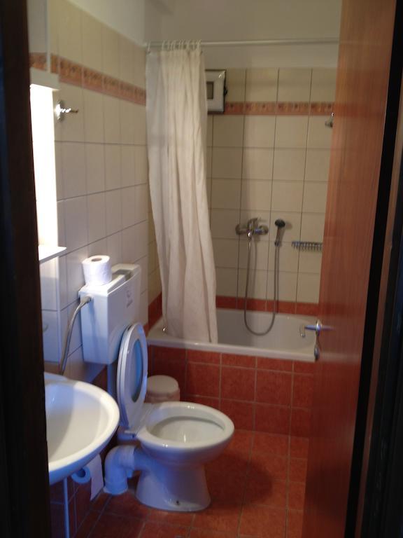 Zotos Studios Vaszilikí Kültér fotó